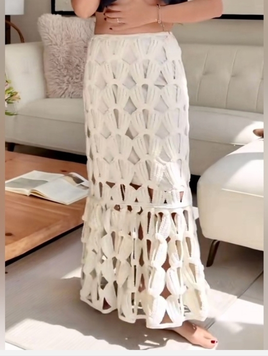 H&M Dresses & Skirts - Brand New Sz M H&M CROCHET-LOOK Cream SKIRT